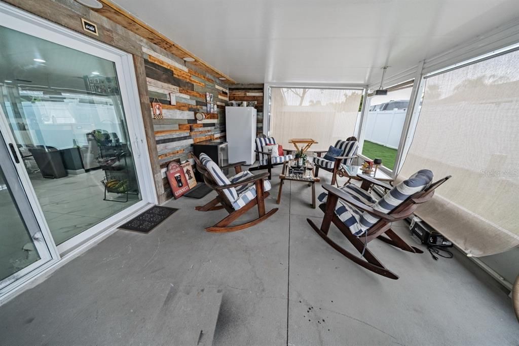 En Venta: $479,000 (5 camas, 3 baños, 2122 Pies cuadrados)