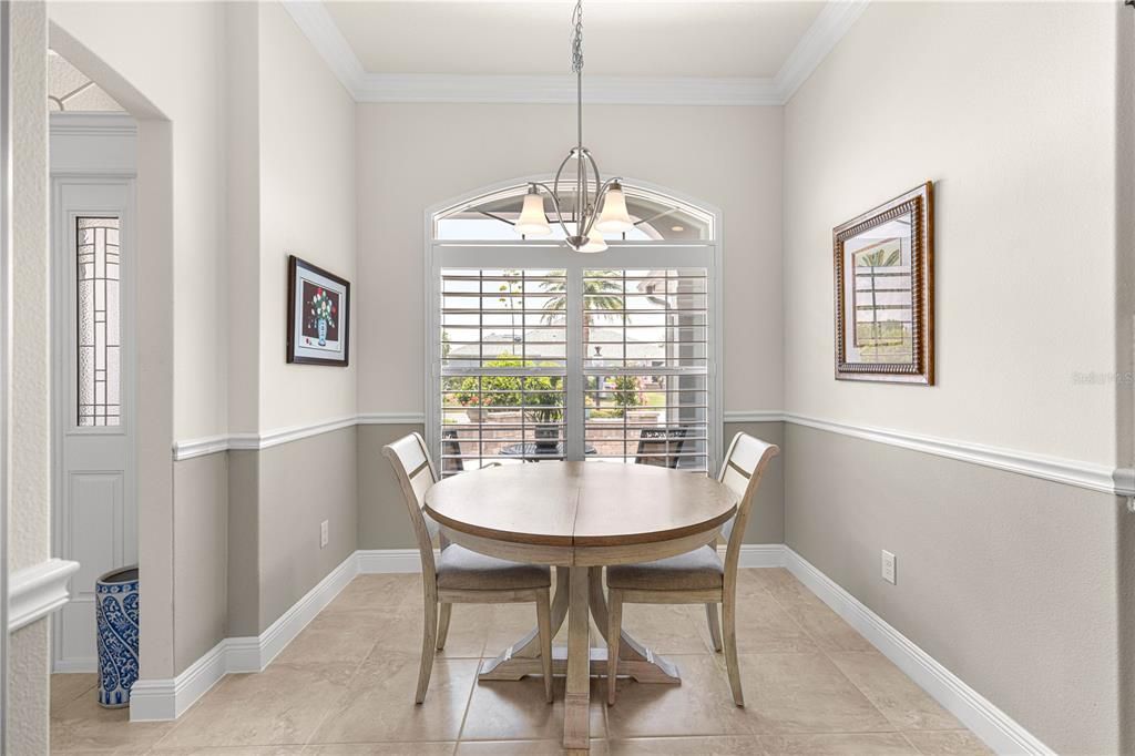 For Sale: $585,000 (3 beds, 2 baths, 1917 Square Feet)
