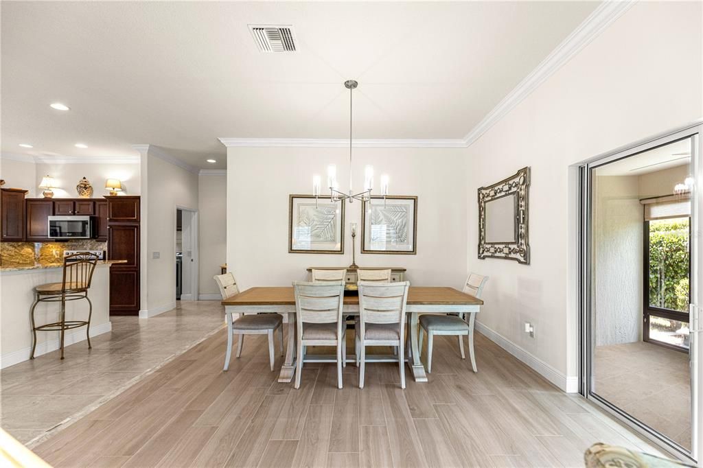 For Sale: $585,000 (3 beds, 2 baths, 1917 Square Feet)