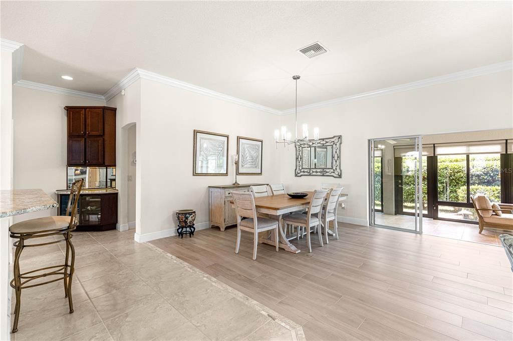 For Sale: $585,000 (3 beds, 2 baths, 1917 Square Feet)