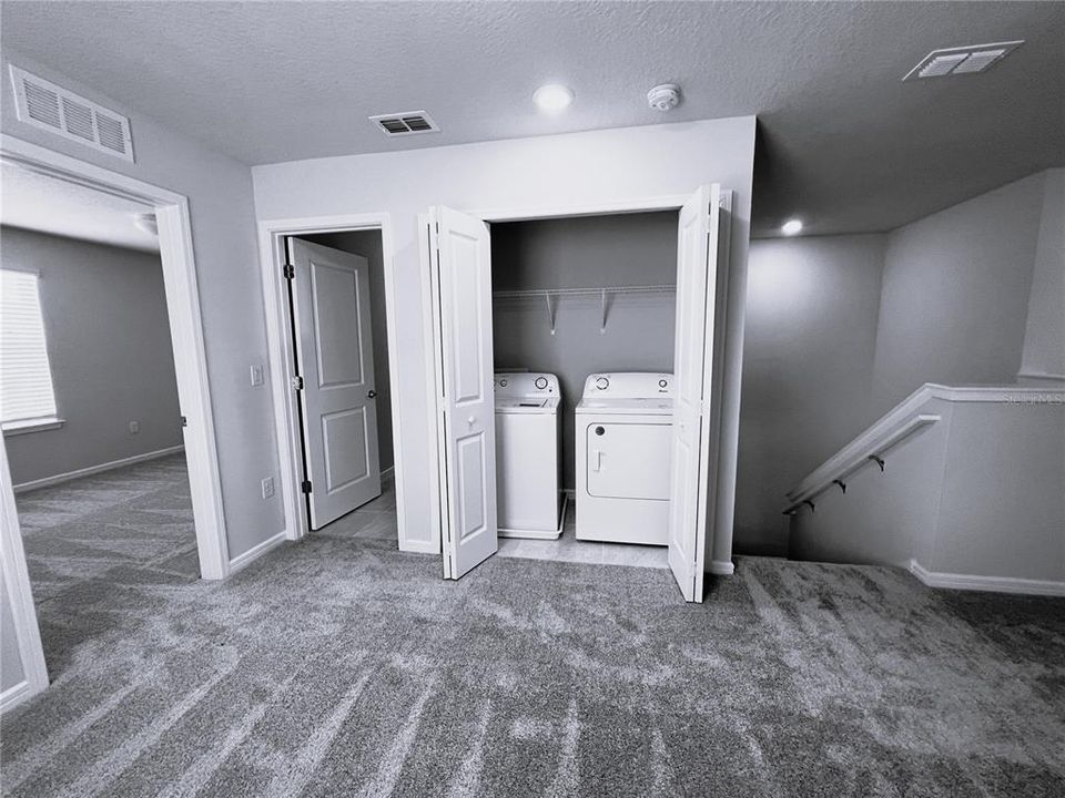 На продажу: $355,000 (3 спален, 2 ванн, 1818 Квадратных фут)