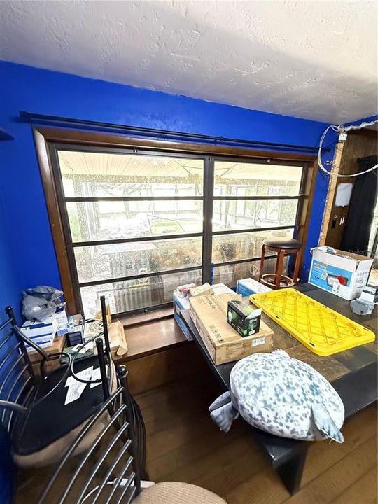 For Sale: $460,000 (3 beds, 2 baths, 2080 Square Feet)