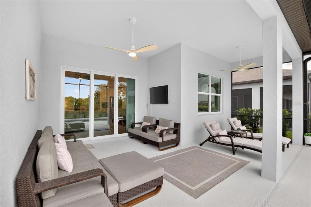 For Sale: $685,000 (3 beds, 2 baths, 2075 Square Feet)