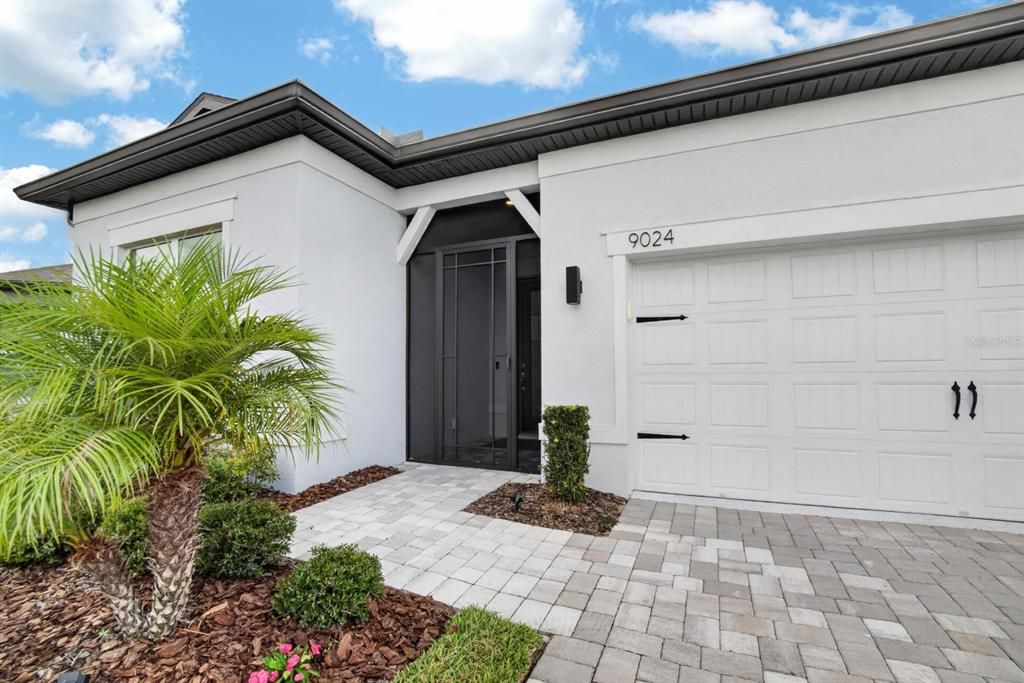 For Sale: $685,000 (3 beds, 2 baths, 2075 Square Feet)