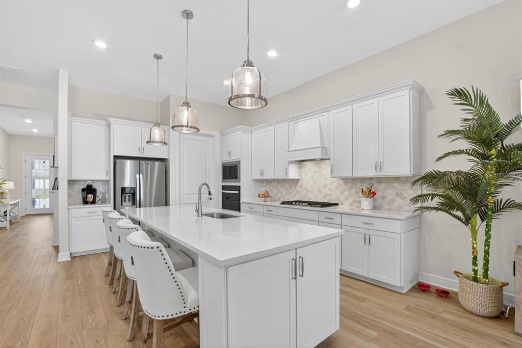 For Sale: $685,000 (3 beds, 2 baths, 2075 Square Feet)