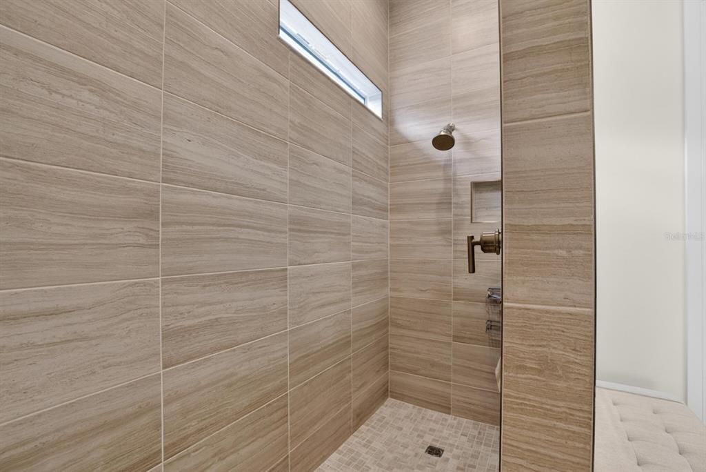 For Sale: $685,000 (3 beds, 2 baths, 2075 Square Feet)