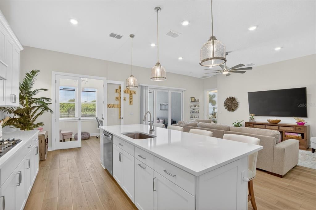 For Sale: $685,000 (3 beds, 2 baths, 2075 Square Feet)