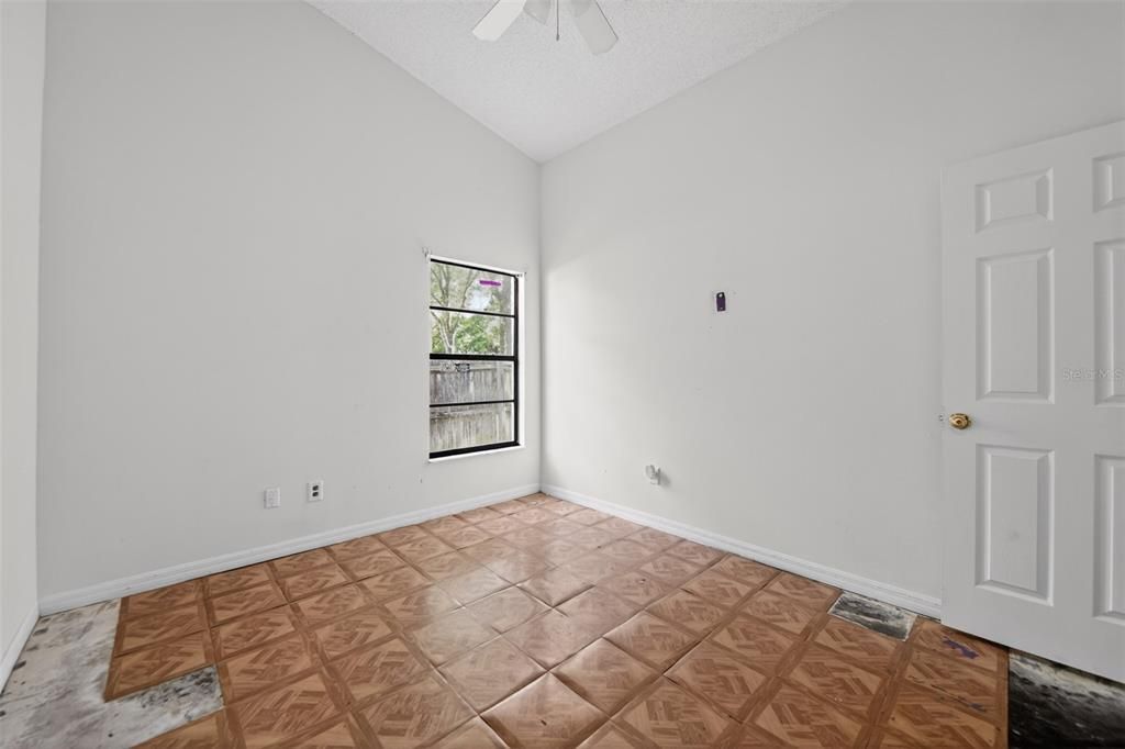 For Sale: $425,000 (4 beds, 2 baths, 2058 Square Feet)