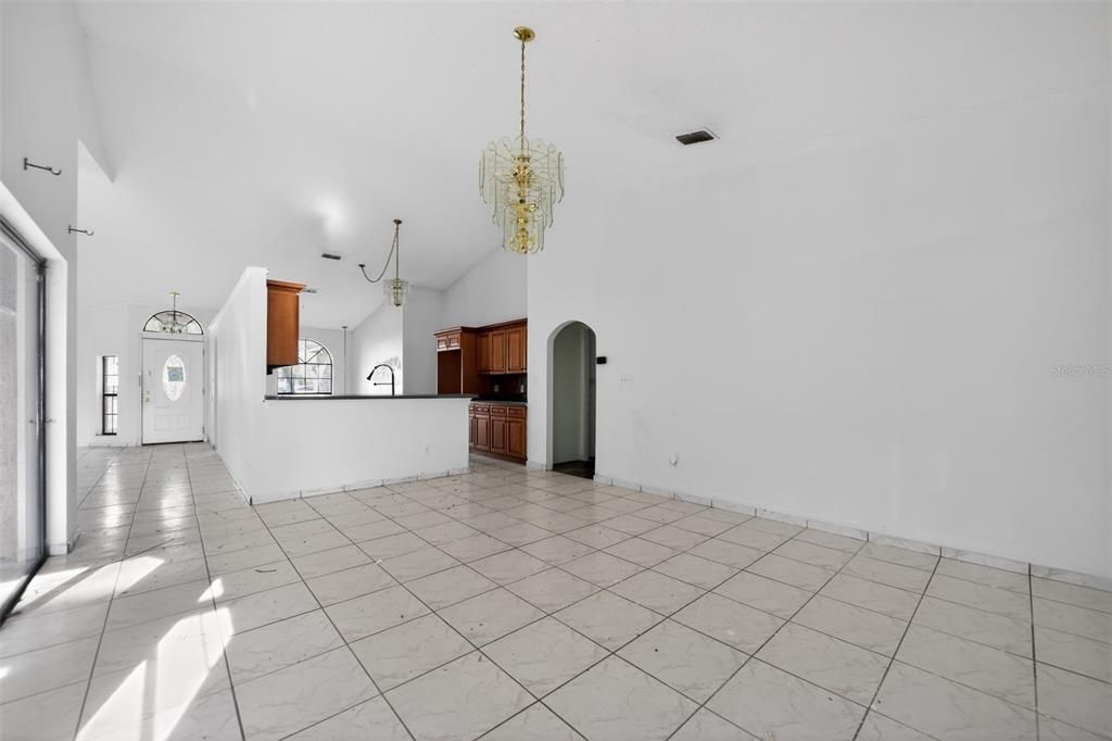 For Sale: $425,000 (4 beds, 2 baths, 2058 Square Feet)