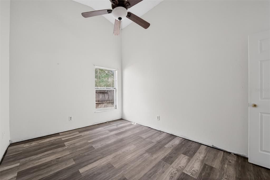 For Sale: $425,000 (4 beds, 2 baths, 2058 Square Feet)