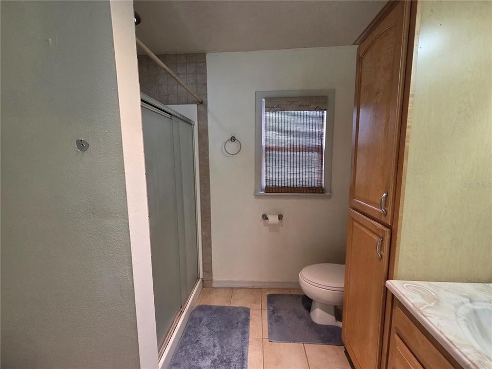 На продажу: $139,900 (3 спален, 1 ванн, 1356 Квадратных фут)