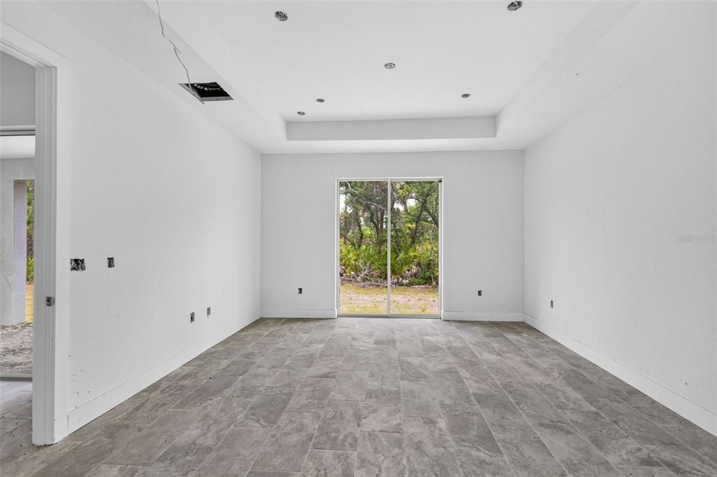 For Sale: $274,900 (3 beds, 2 baths, 2042 Square Feet)