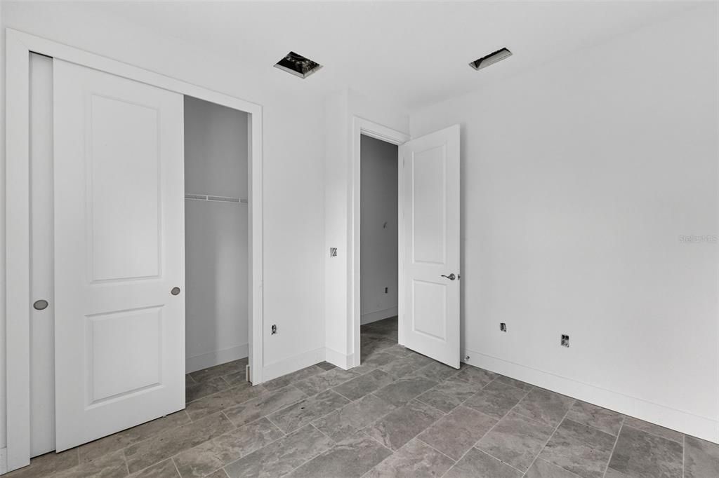 For Sale: $274,900 (3 beds, 2 baths, 2042 Square Feet)