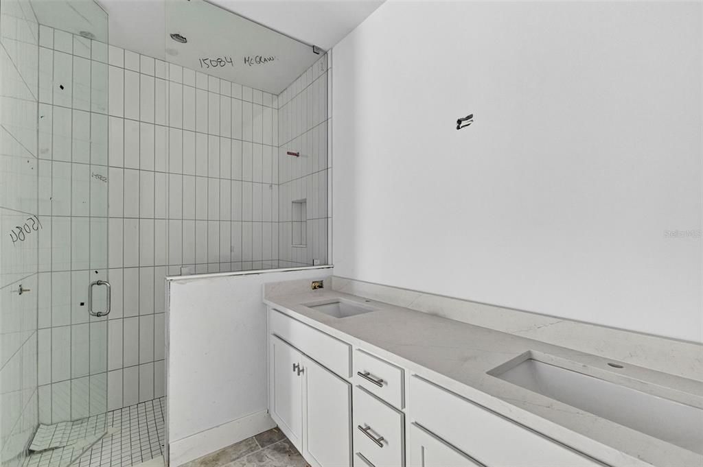 For Sale: $274,900 (3 beds, 2 baths, 2042 Square Feet)