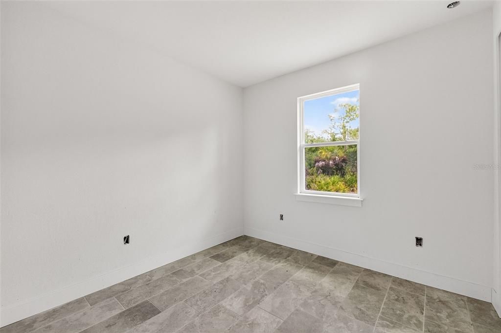 For Sale: $274,900 (3 beds, 2 baths, 2042 Square Feet)