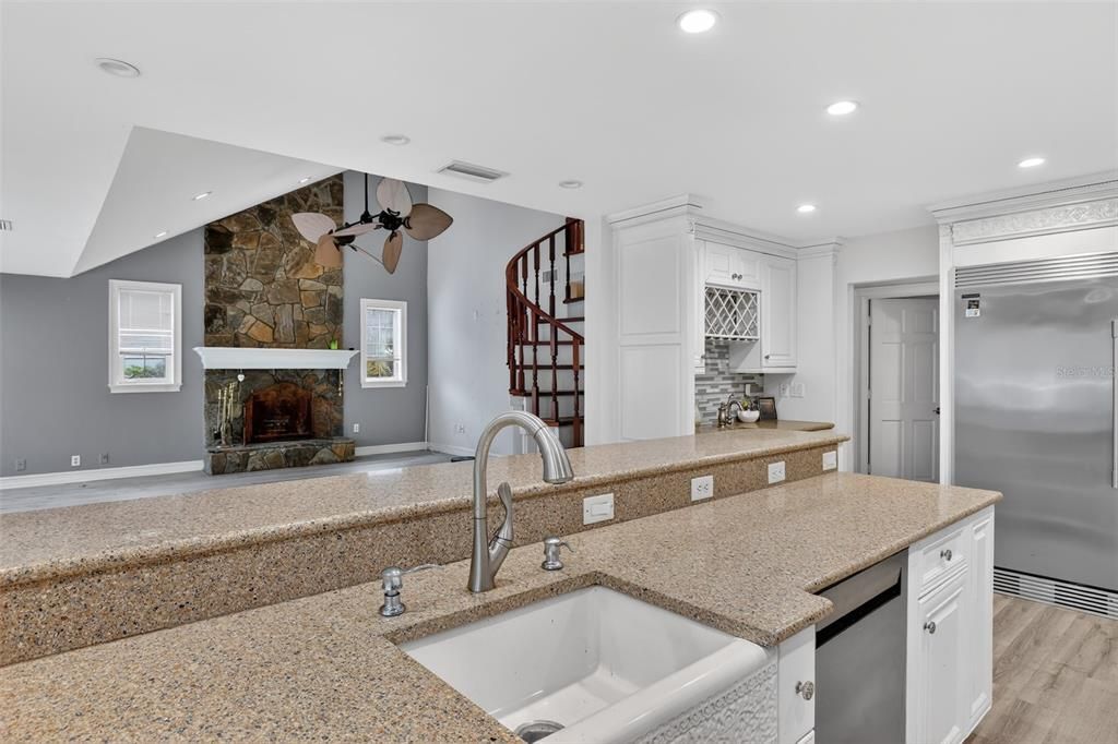 For Sale: $574,900 (5 beds, 4 baths, 3830 Square Feet)