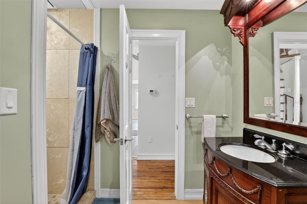 For Sale: $574,900 (5 beds, 4 baths, 3830 Square Feet)