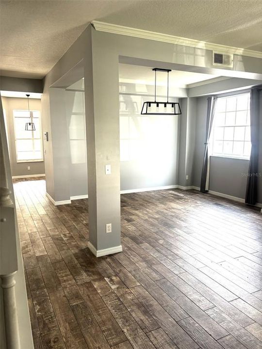 En Renta: $2,950 (3 camas, 2 baños, 2410 Pies cuadrados)