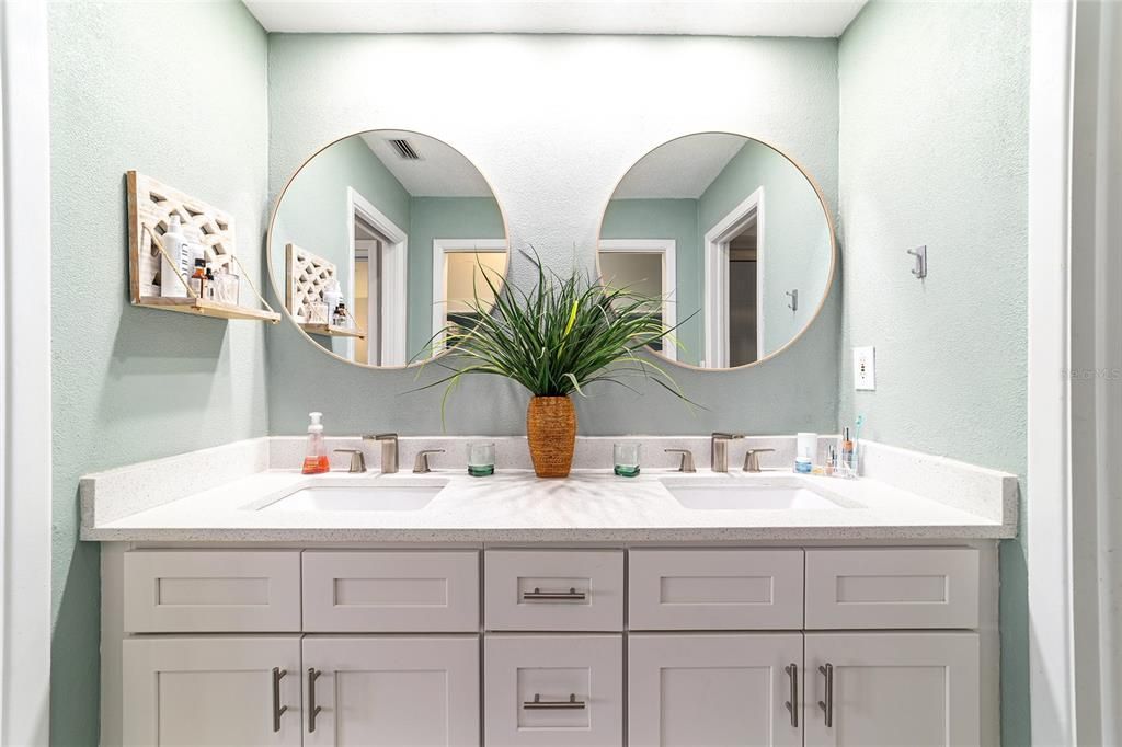 For Sale: $239,900 (3 beds, 2 baths, 1785 Square Feet)