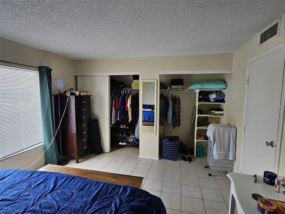 For Sale: $97,000 (1 beds, 1 baths, 739 Square Feet)