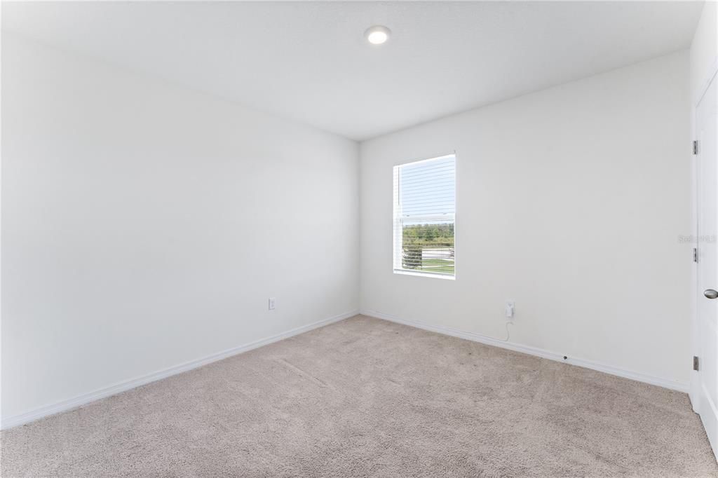For Rent: $2,850 (5 beds, 3 baths, 2670 Square Feet)