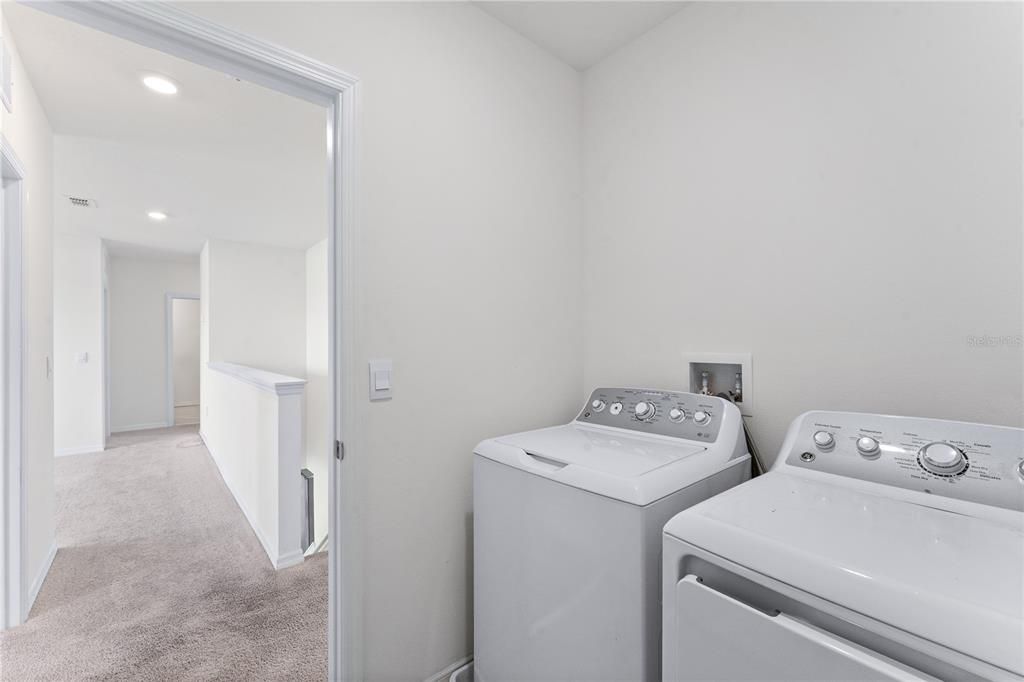 For Rent: $2,850 (5 beds, 3 baths, 2670 Square Feet)