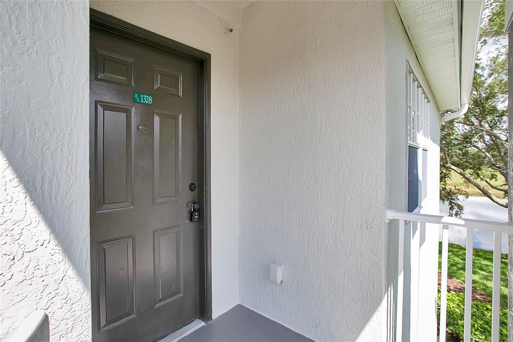 For Rent: $1,950 (2 beds, 2 baths, 1288 Square Feet)