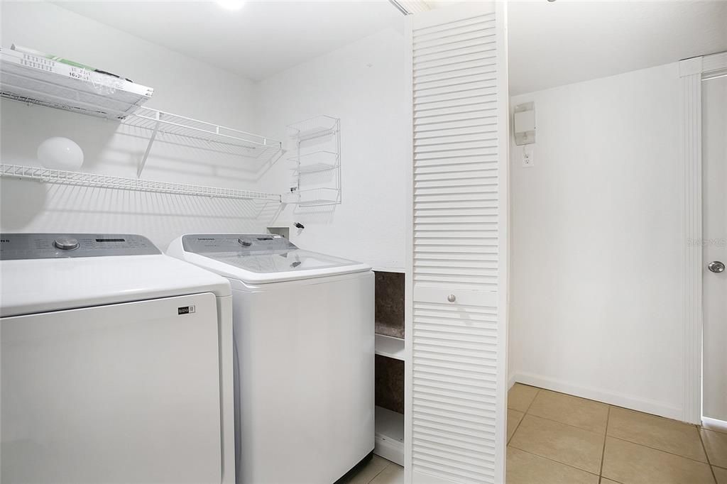 For Rent: $1,950 (2 beds, 2 baths, 1288 Square Feet)