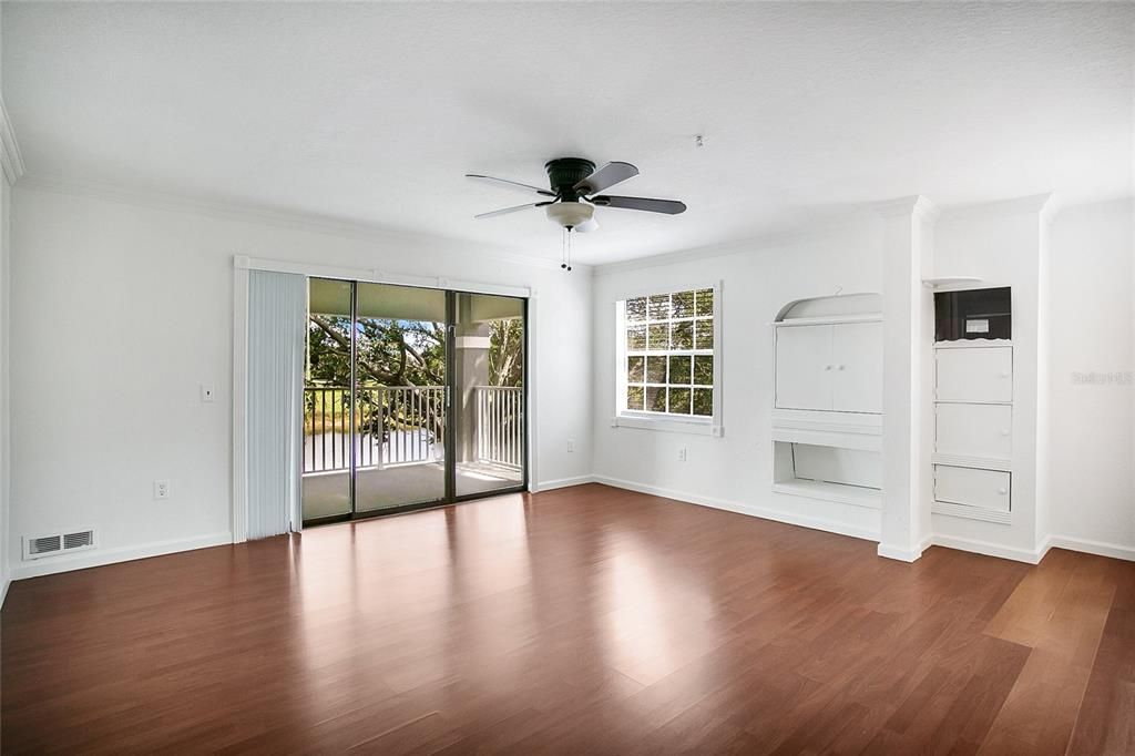 For Rent: $1,950 (2 beds, 2 baths, 1288 Square Feet)