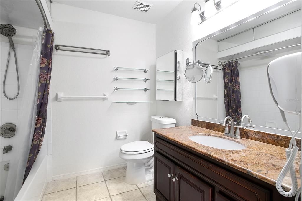 For Rent: $1,950 (2 beds, 2 baths, 1288 Square Feet)