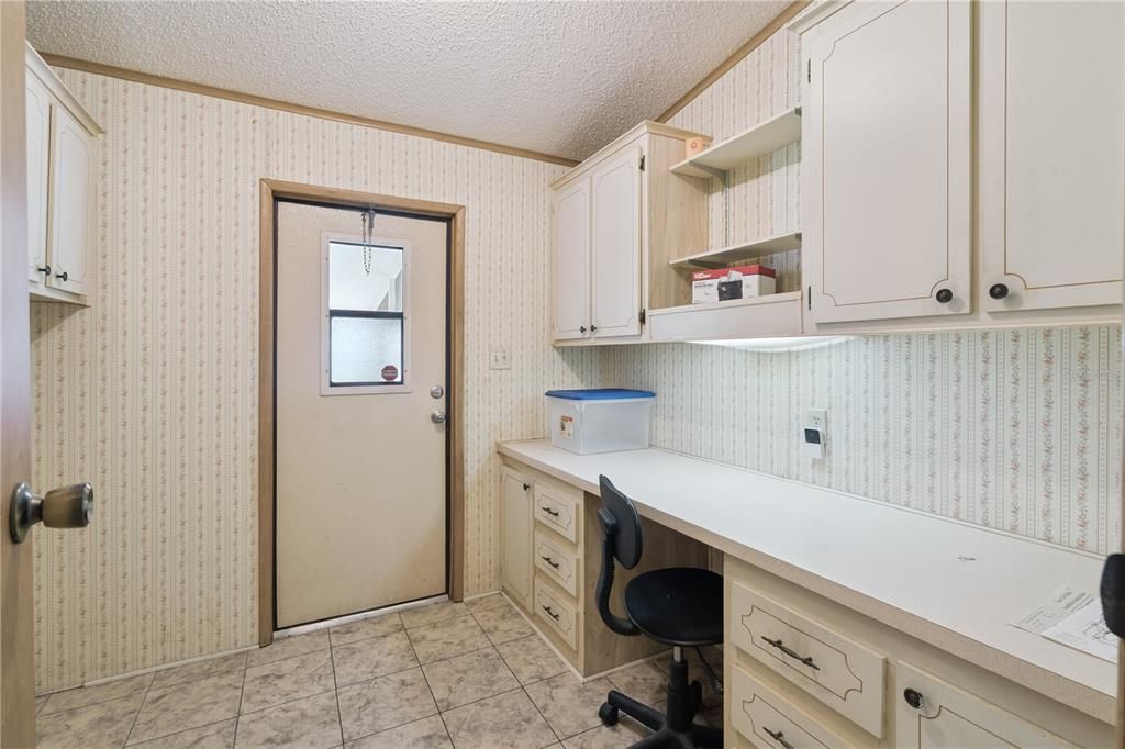 На продажу: $165,000 (2 спален, 2 ванн, 1352 Квадратных фут)