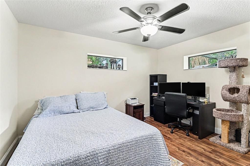 En Venta: $450,000 (3 camas, 2 baños, 2132 Pies cuadrados)