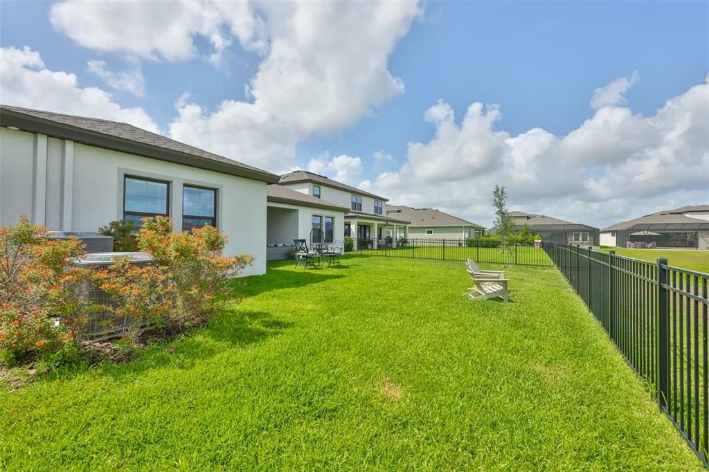 For Sale: $875,000 (6 beds, 4 baths, 3609 Square Feet)