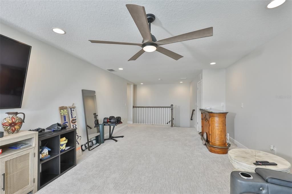 For Sale: $875,000 (6 beds, 4 baths, 3609 Square Feet)