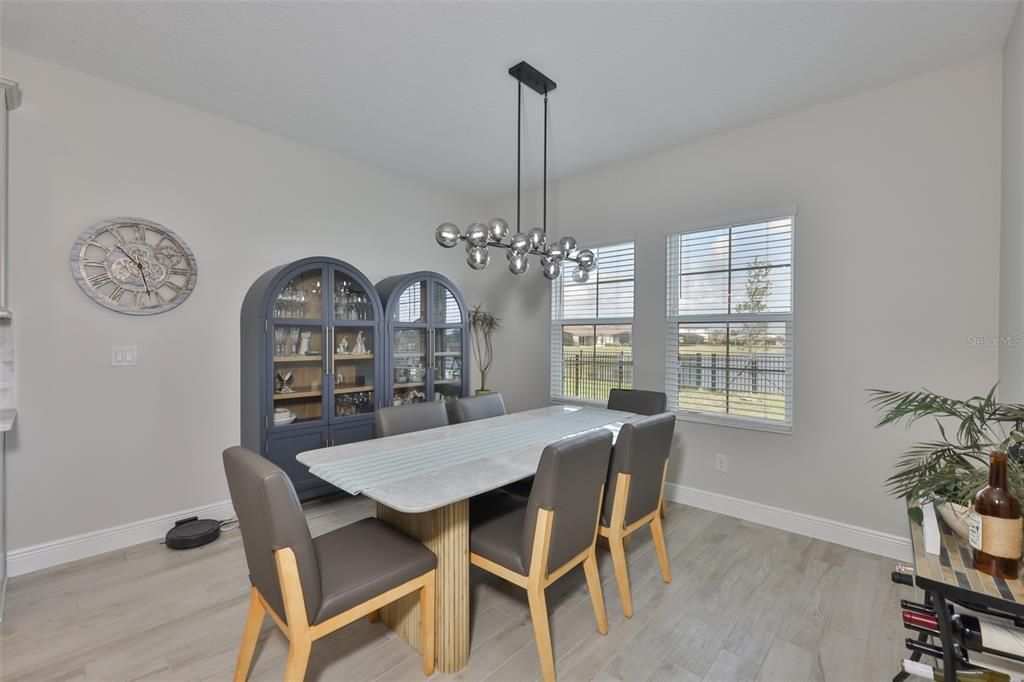 For Sale: $875,000 (6 beds, 4 baths, 3609 Square Feet)