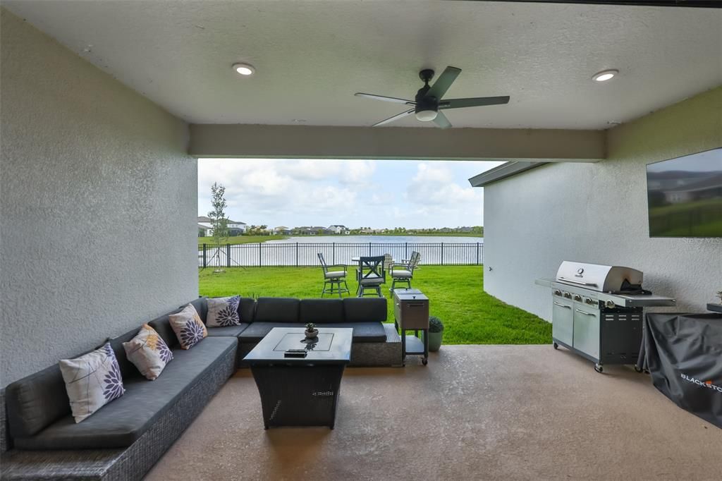 For Sale: $875,000 (6 beds, 4 baths, 3609 Square Feet)