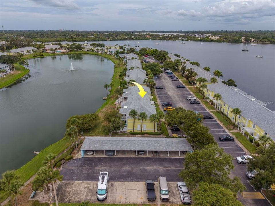 For Rent: $1,900 (1 beds, 1 baths, 823 Square Feet)