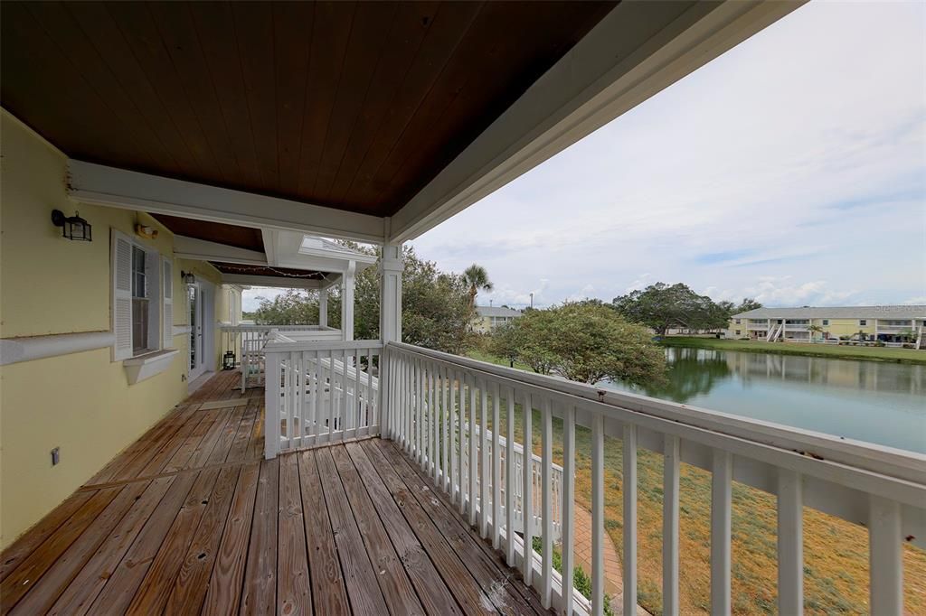 For Rent: $1,900 (1 beds, 1 baths, 823 Square Feet)