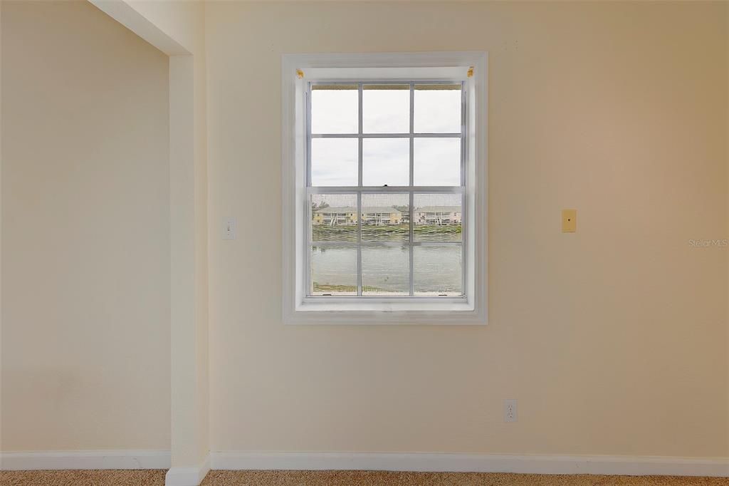 For Rent: $1,900 (1 beds, 1 baths, 823 Square Feet)