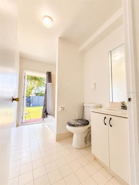 En Venta: $590,000 (3 camas, 2 baños, 1107 Pies cuadrados)