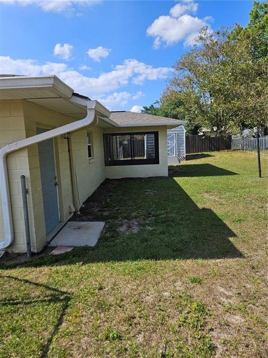 For Rent: $1,950 (3 beds, 2 baths, 1370 Square Feet)
