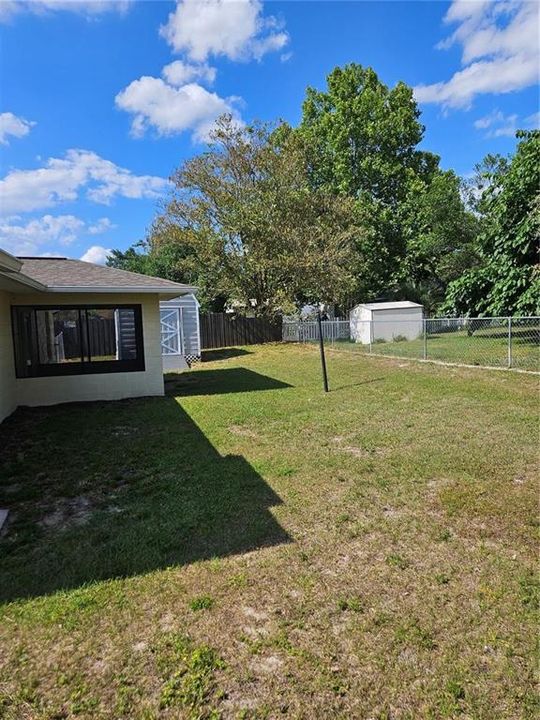 For Rent: $1,950 (3 beds, 2 baths, 1370 Square Feet)
