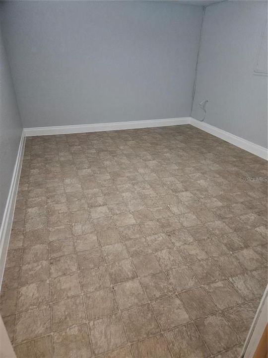 For Rent: $1,950 (3 beds, 2 baths, 1370 Square Feet)