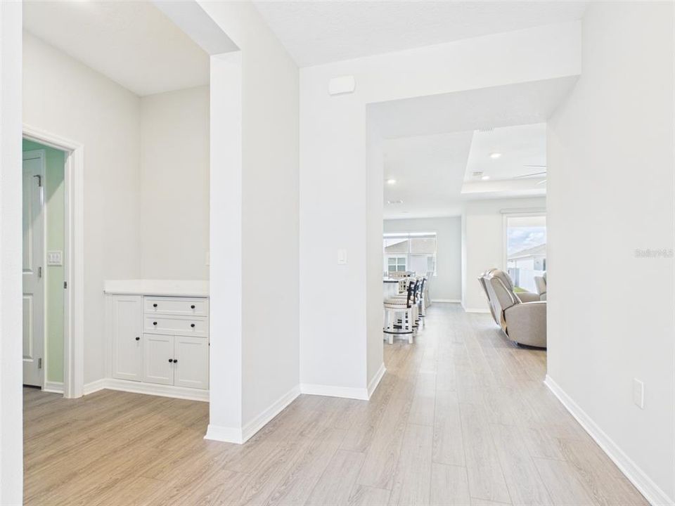 На продажу: $368,000 (4 спален, 3 ванн, 2011 Квадратных фут)