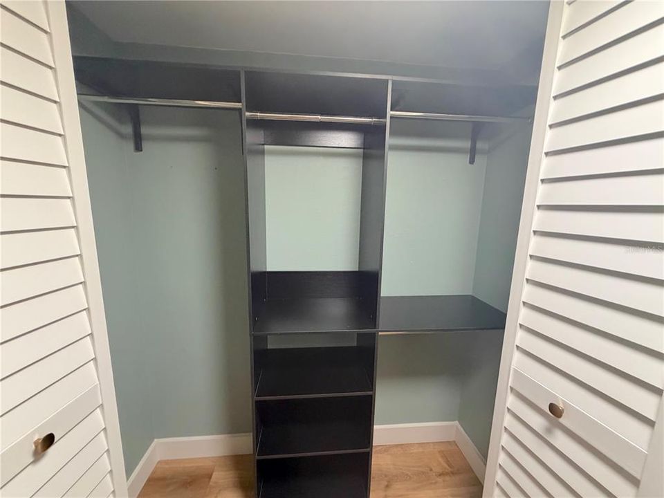 For Sale: $245,000 (2 beds, 2 baths, 955 Square Feet)
