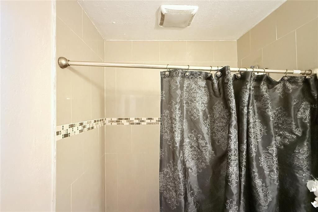На продажу: $315,000 (3 спален, 2 ванн, 1025 Квадратных фут)