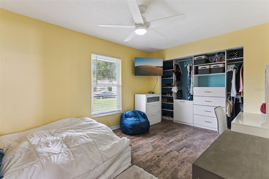 For Sale: $474,900 (3 beds, 2 baths, 1783 Square Feet)