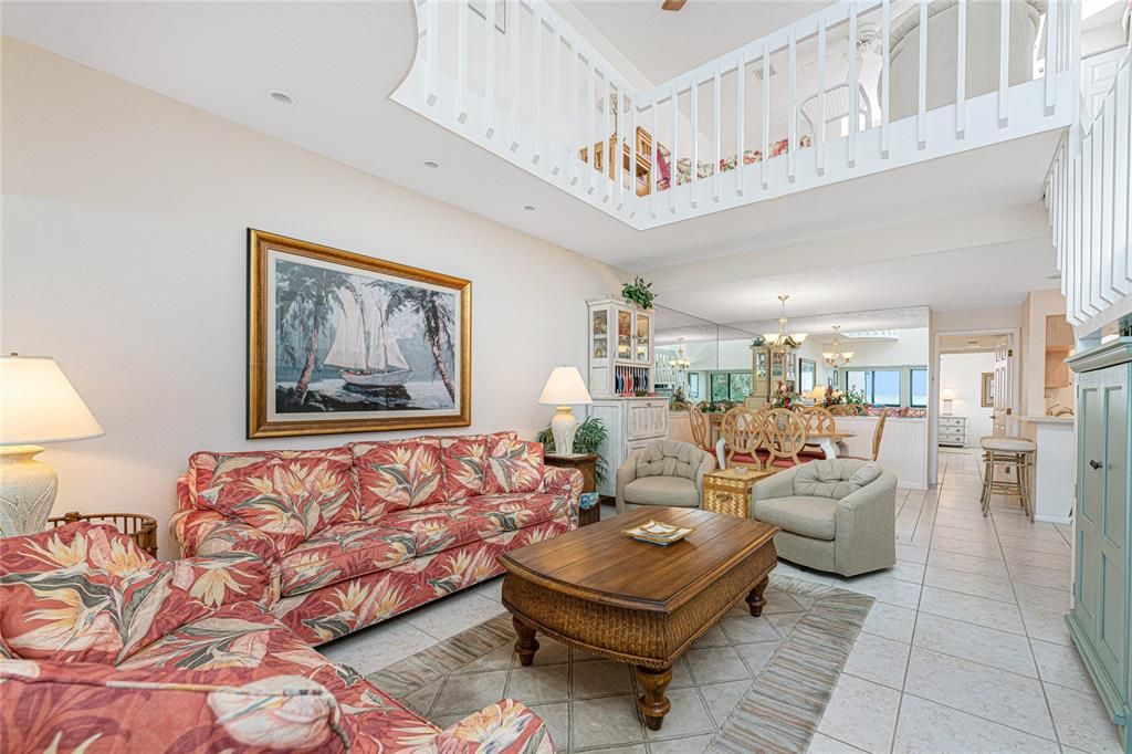 For Sale: $1,099,900 (3 beds, 3 baths, 1551 Square Feet)