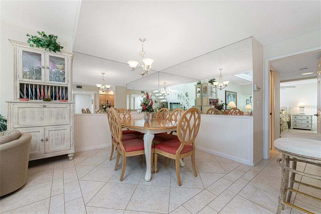 For Sale: $1,099,900 (3 beds, 3 baths, 1551 Square Feet)