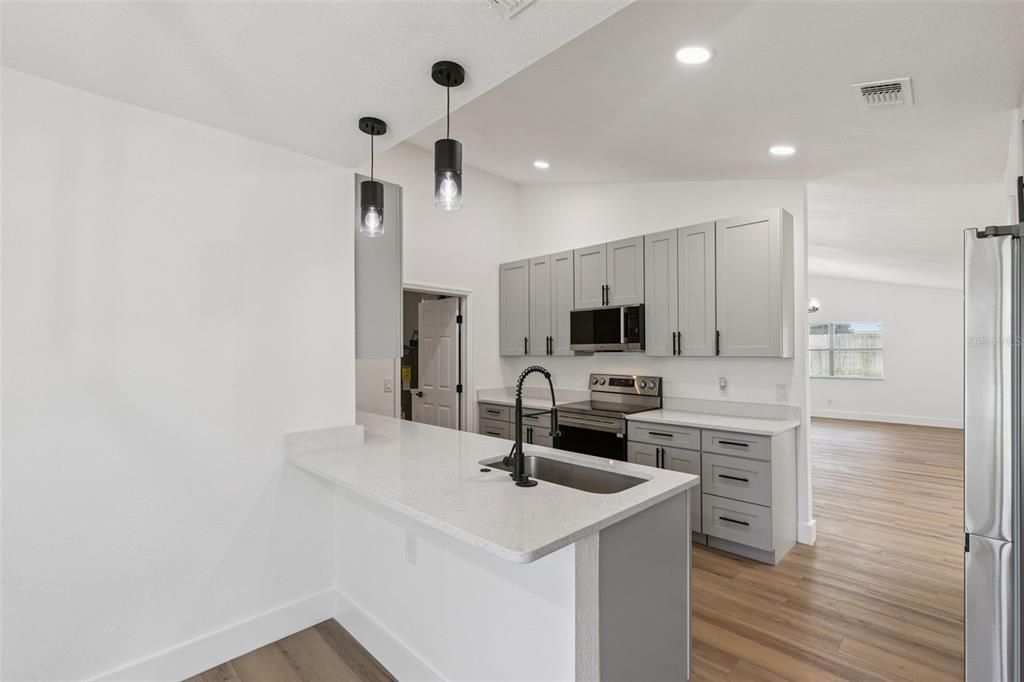For Sale: $515,000 (4 beds, 2 baths, 2054 Square Feet)